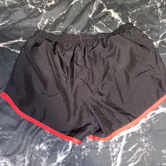 Nike Tempo Womens Running Shorts - Picture 2 of 2